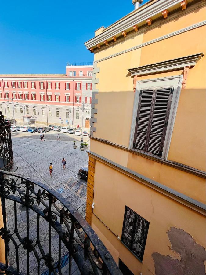 شقة Antica Dimora La Madonnina, Residenza Storica Con Vista Incantevole A كالياري المظهر الخارجي الصورة